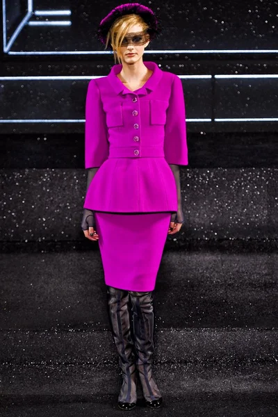Look 12